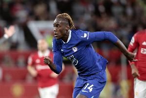 查洛巴传球成功率97.9%， 世俱杯出场300+分钟中所有球员中最高