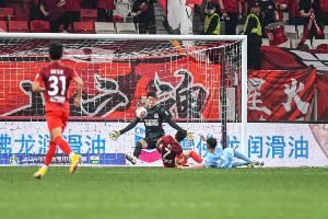 东体介绍徐嘉敏生涯：像极了与申花足协杯比赛，跌宕起伏大起大落