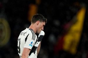 全市场：道路和弗拉霍维奇在热身赛表现出色，但后者被尤文球迷嘘