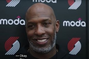 比卢普斯：会在球迷活动日展示说唱技艺  我的歌单还很长呢