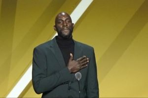 加内特：年轻球员需要自律和坚持 不知道有没有人教过他们这些