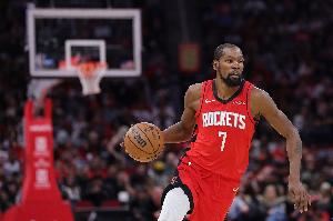 回暖!杜兰特开场内外开花 2分钟3中3独得7分打停雄鹿